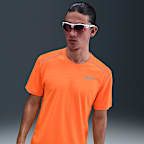 T-shirt Running Nike