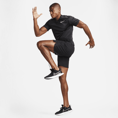 T-shirt Running Nike